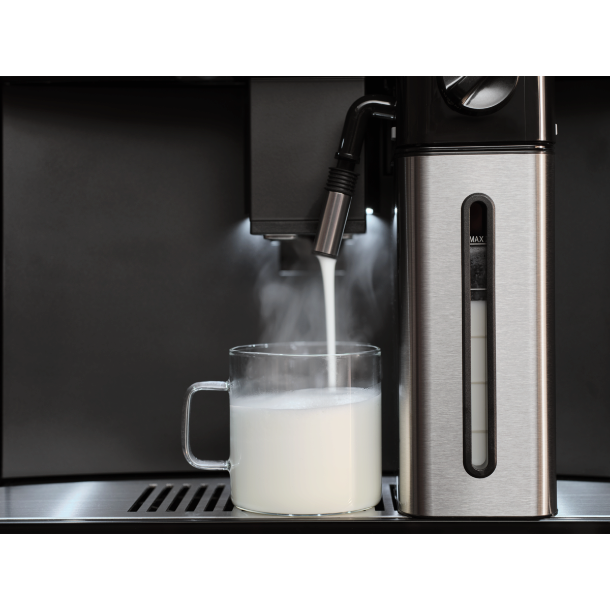 AEG - Vestavné automaty na espresso - NKC8N7T