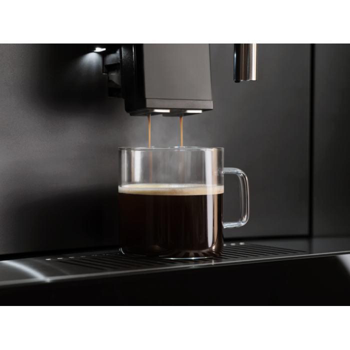 AEG - Vestavné automaty na espresso - NKC8N7T