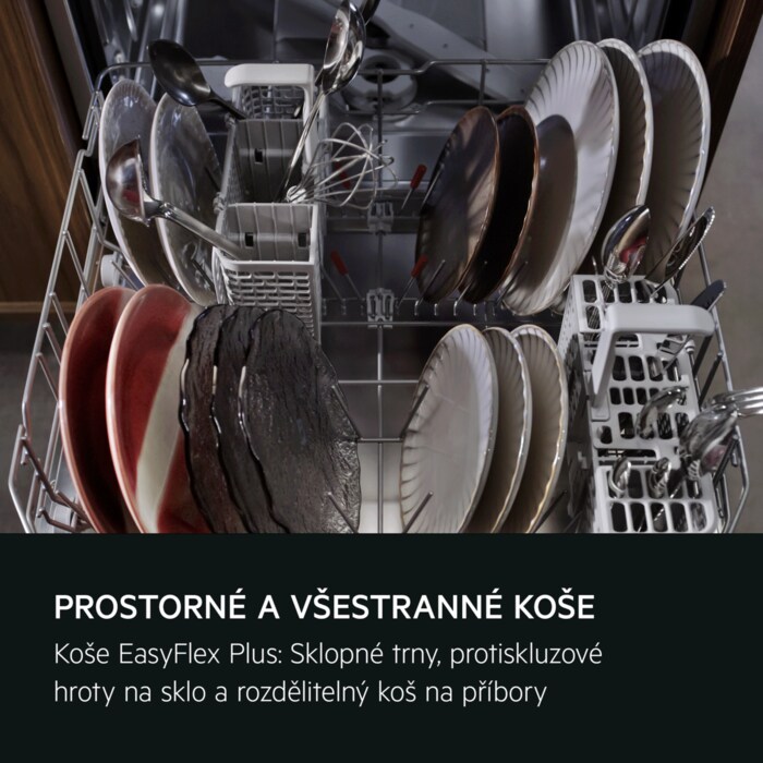 PROSTORNÉ A VŠESTRANNÉ KOŠE Koše EasyFlex Plus: Sklopné řady, protiskluzové hroty na sklo a rozdělitelný koš na příbory
