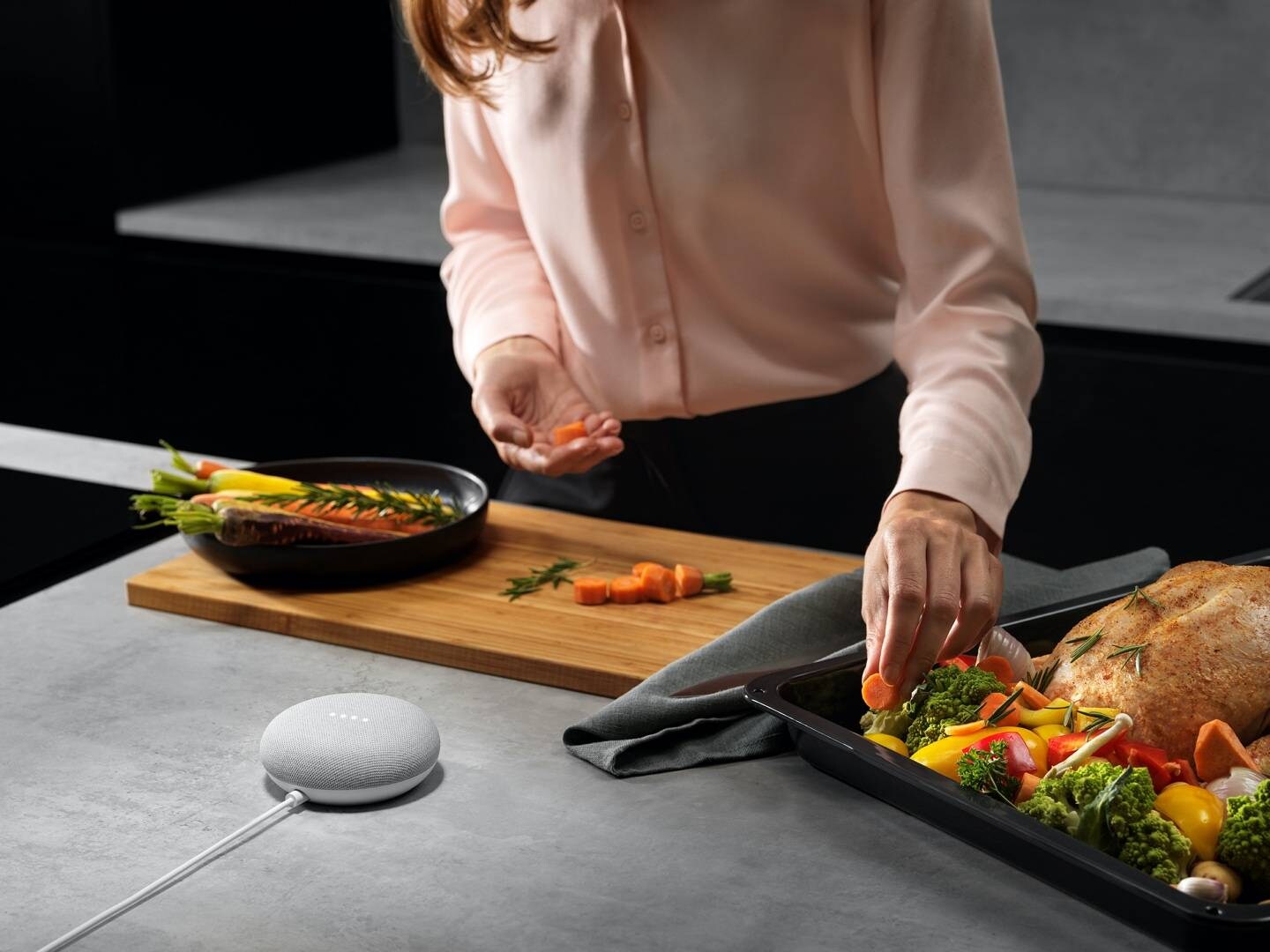 https://www.aeg.cz/siteassets/common-assets/07.-support/about-aeg/connectivity/taste/kitchen-aeg-1440x1080.jpg?width=1440&quality=70&mode=crop